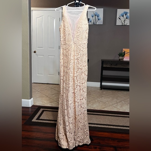 City Studio lace dress - Picture 2 of 3